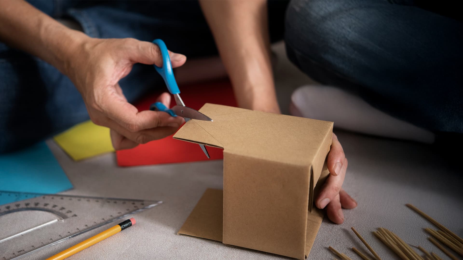 Custom Packaging Background